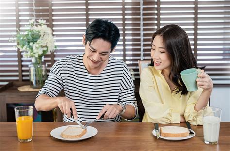 ご飯 に 誘う タイミング|男性必見！ご飯の上手な誘い方や口実＆女性が食事をOKしやす .